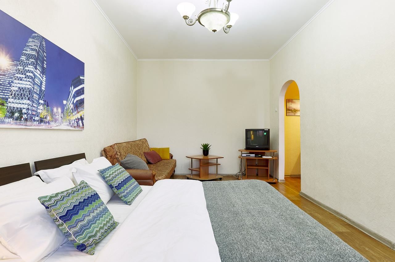 Апартаменты Hospitalna Street 2, Apartment in the CENTER - PALASE OF SPORT Киев-9